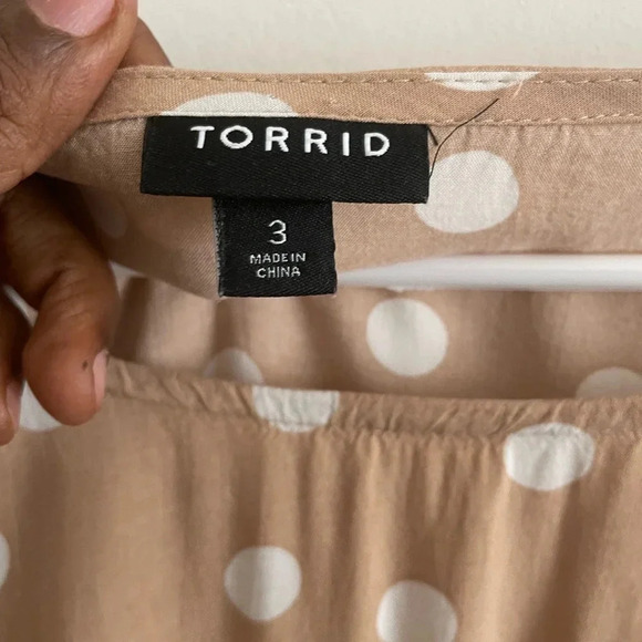 Torrid Tan Polka Dot Blouse - Picture 7 of 7